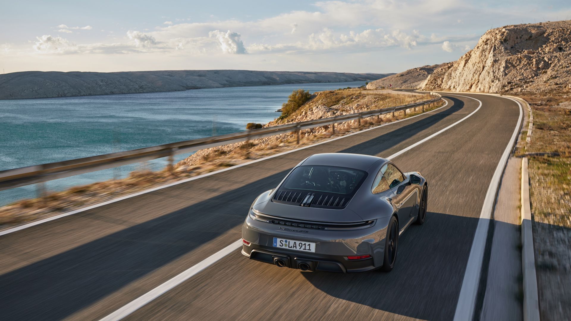 Porsche 911 T Hybrid