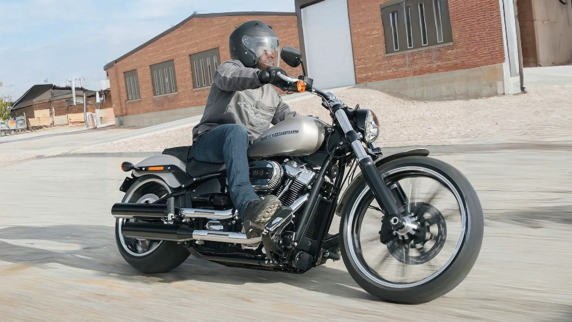Here's How Much A 5YearOld HarleyDavidson Breakout Is Worth Today