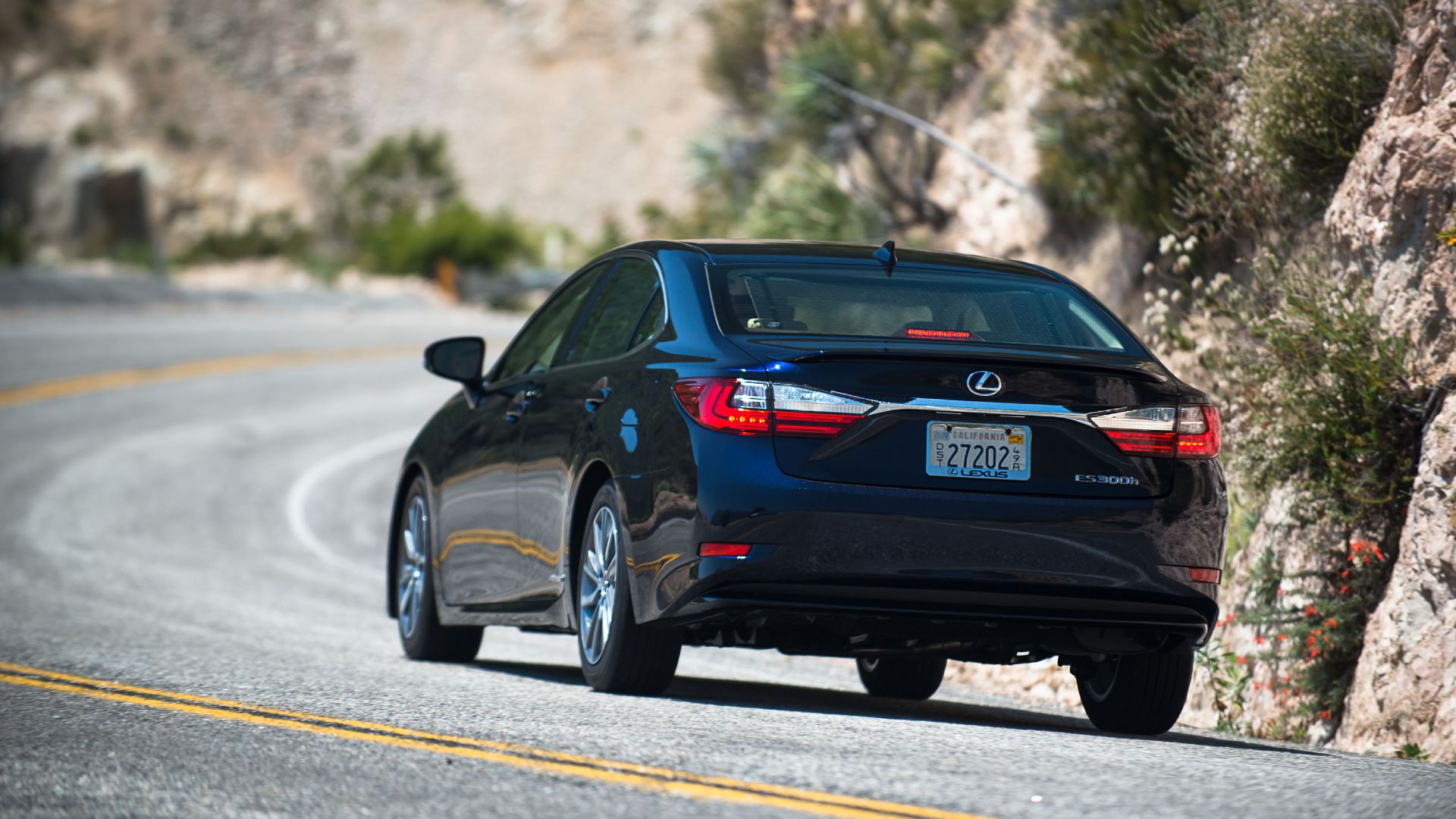 2018 Lexus ES 300h Traseira