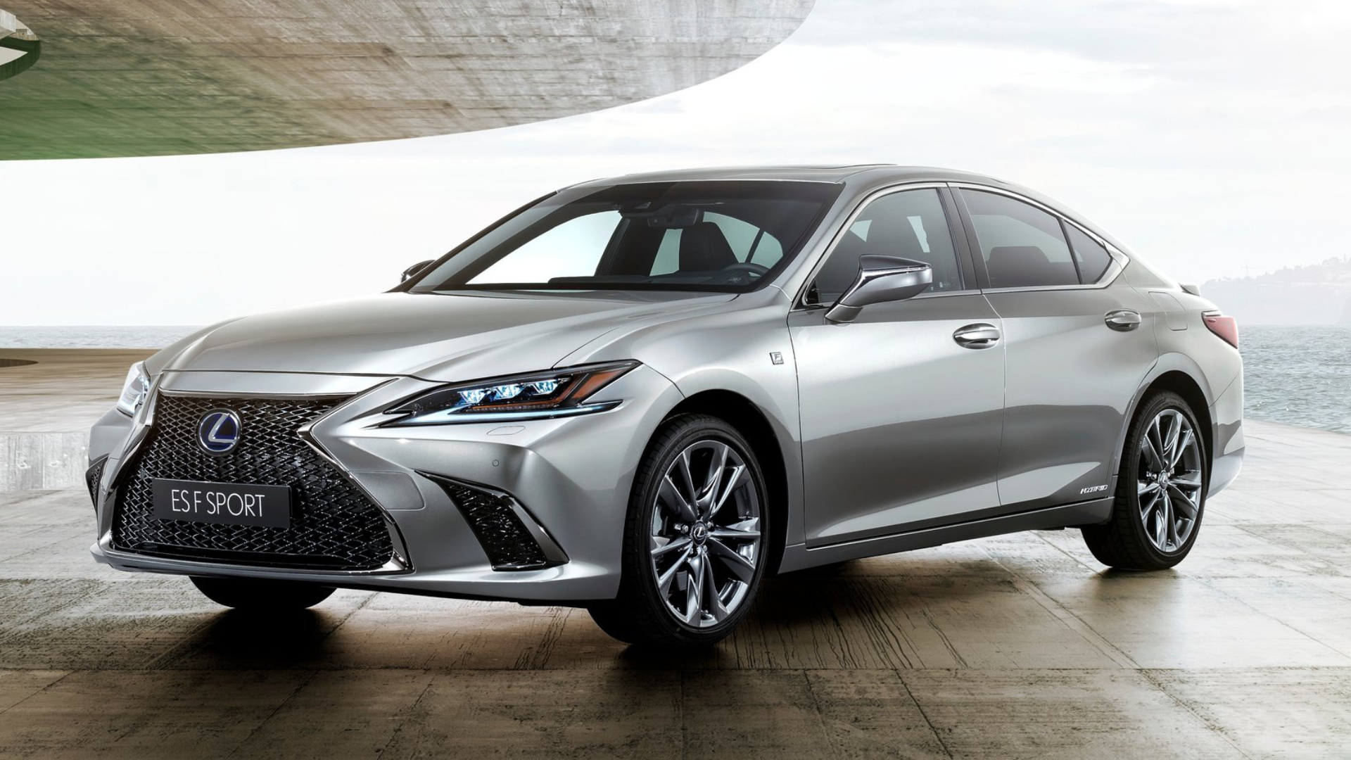 2020 Lexus ES F Sport Hybrid