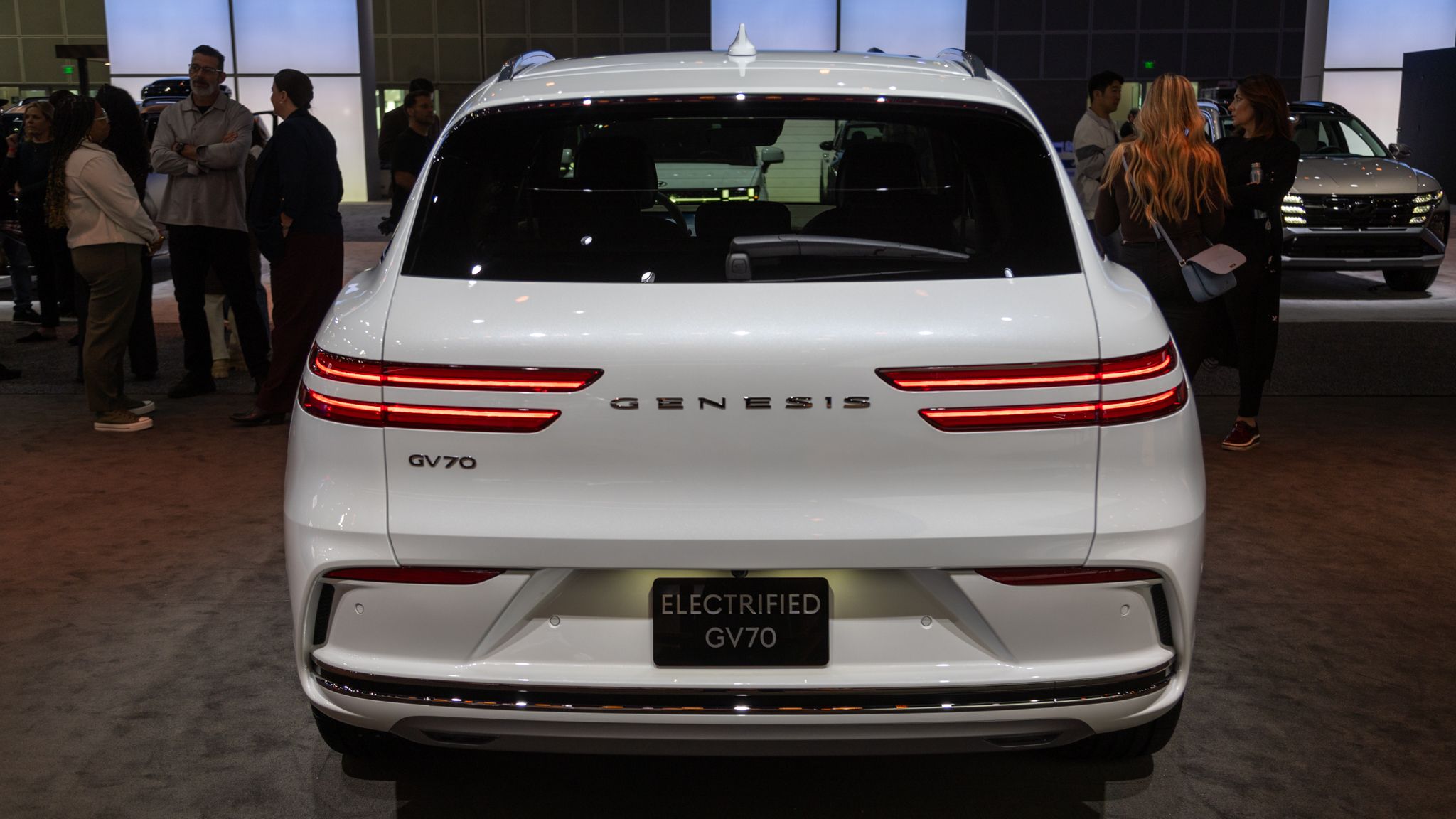 2025 Genesis GV70 e GV70 eletrificados na LAAS 2024-13