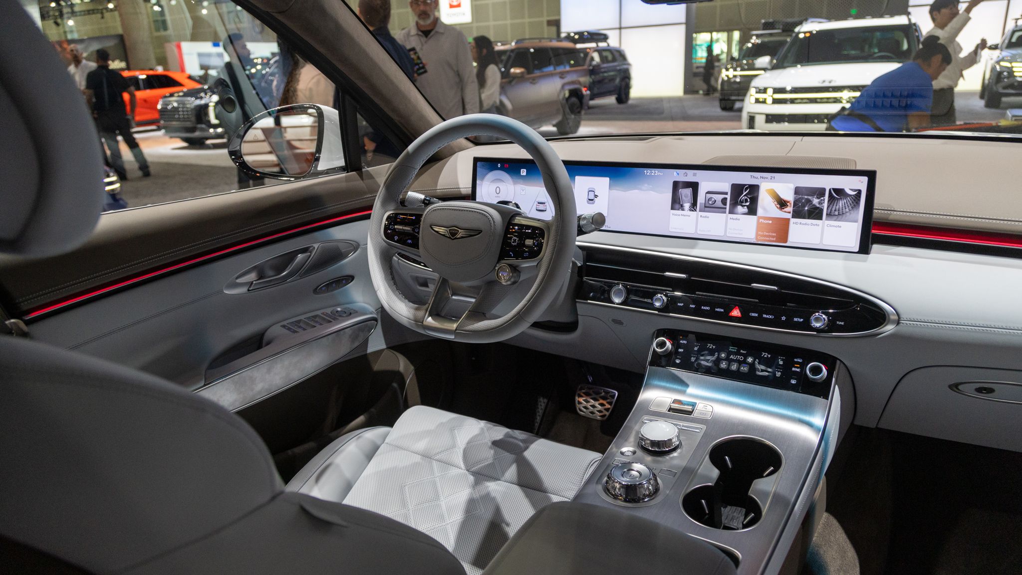 2025 Genesis GV70 e GV70 eletrificados na LAAS 2024-16