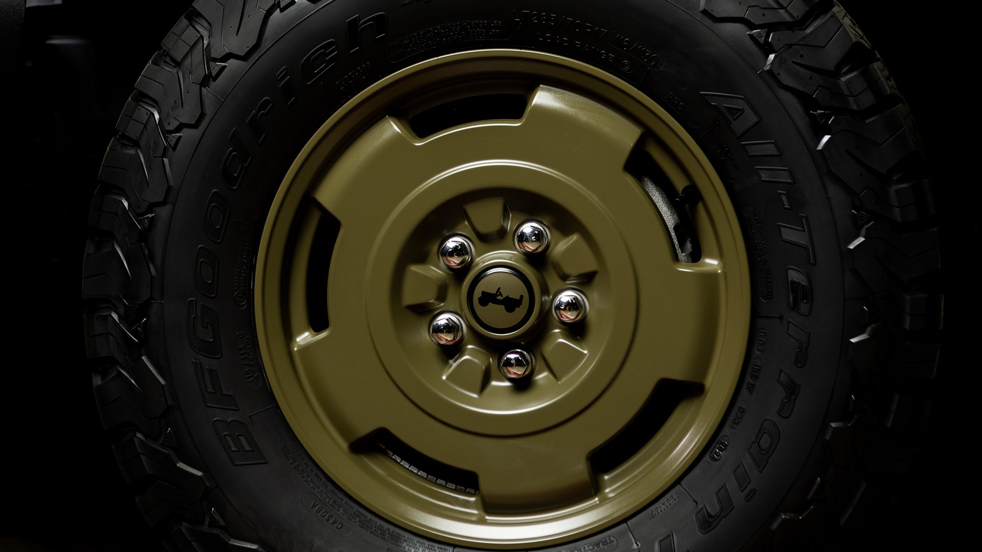 Jeep's Willys '41 Special Edition Wrangler Brings A Retro Military Look ...