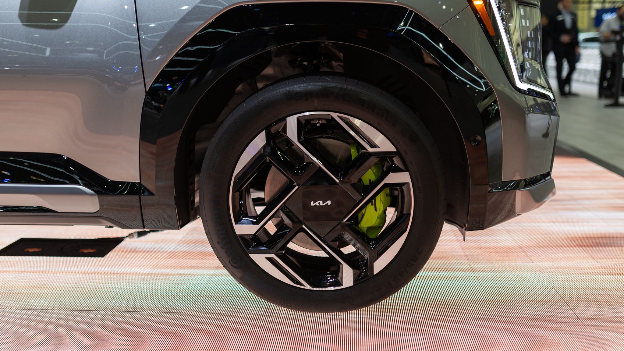 2025 Kia EV9 GT na LAAS 2024-11