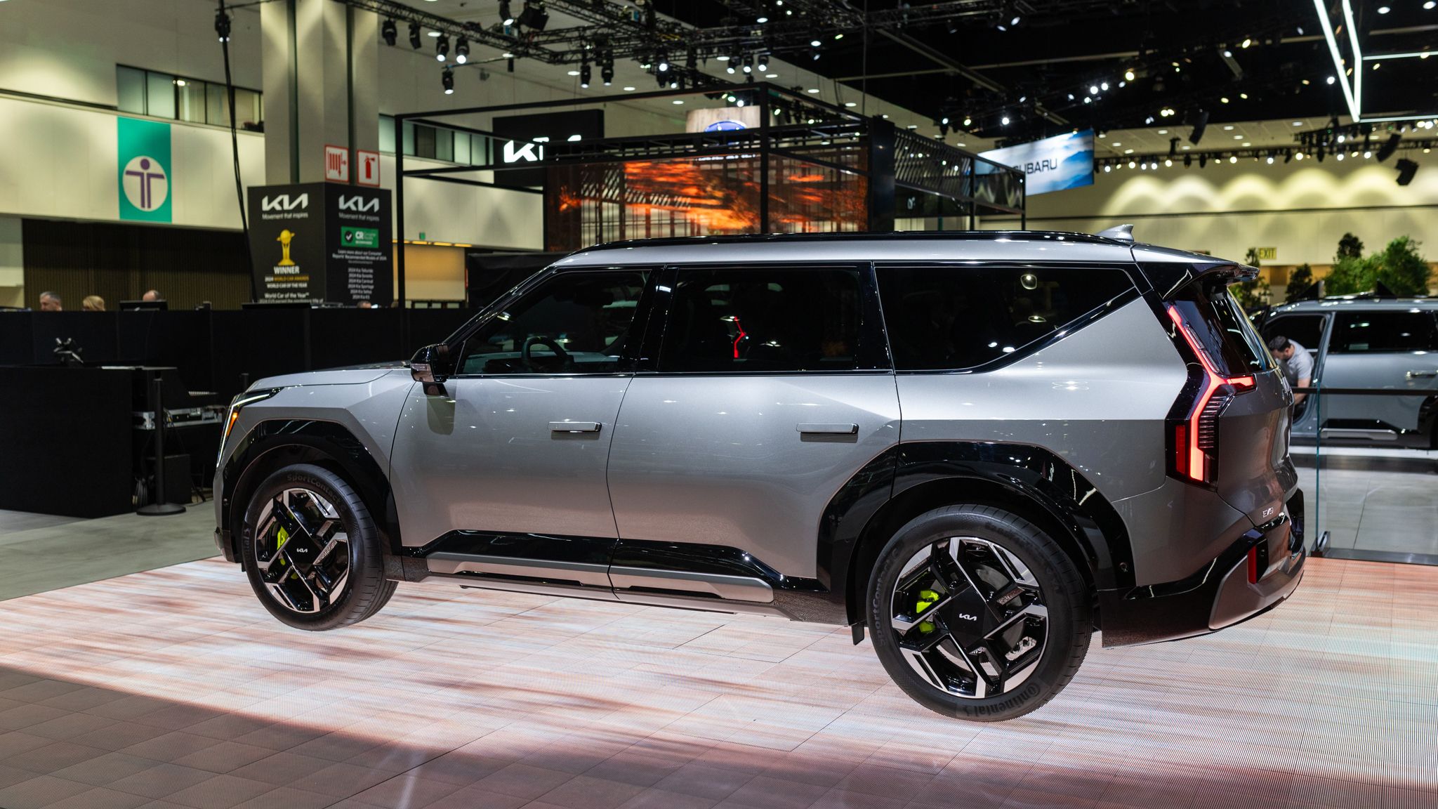 2025 Kia EV9 GT na LAAS 2024-16