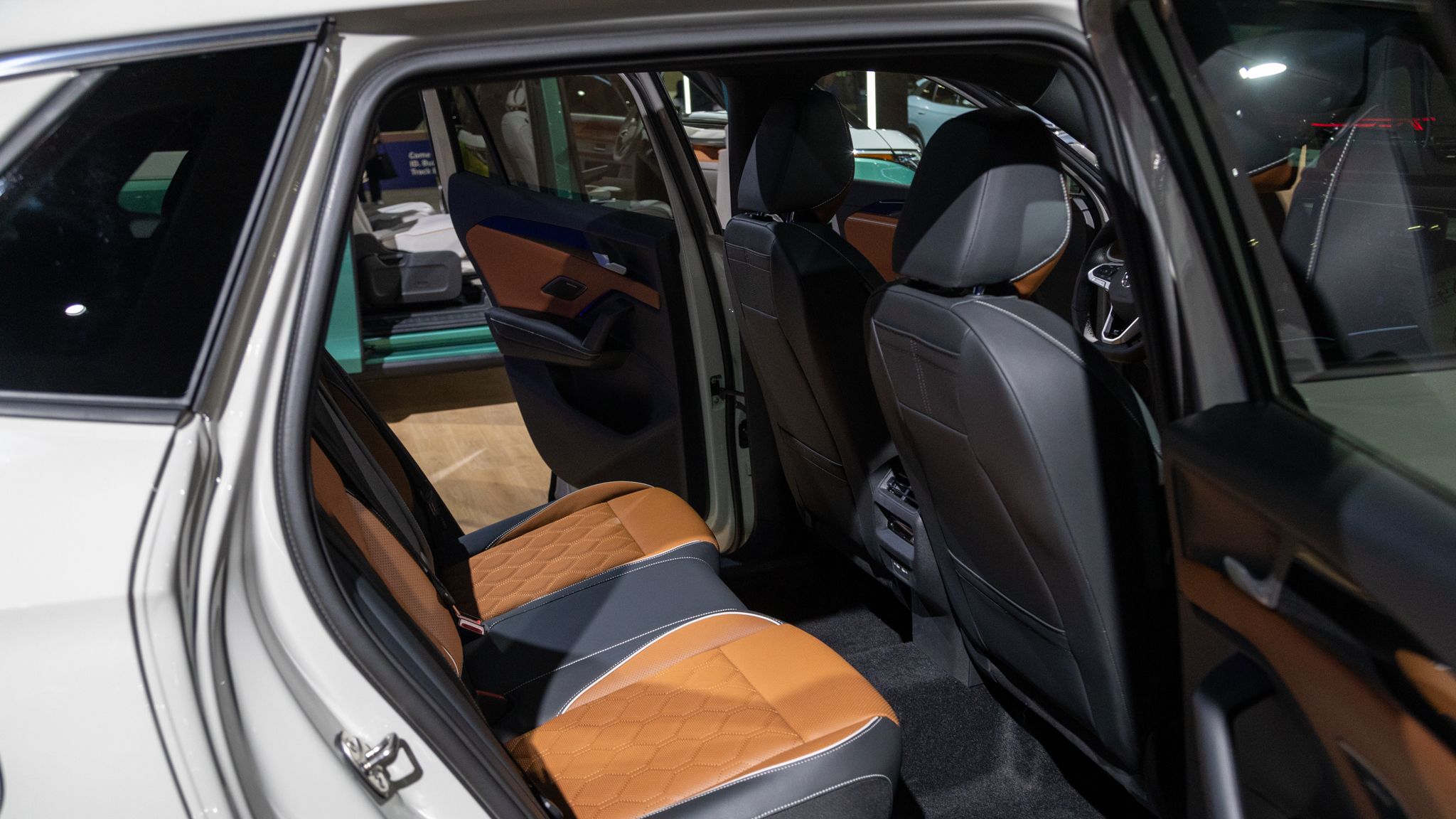 2025 Volkswagen Tiguan Interior And Exterior Picture Gallery