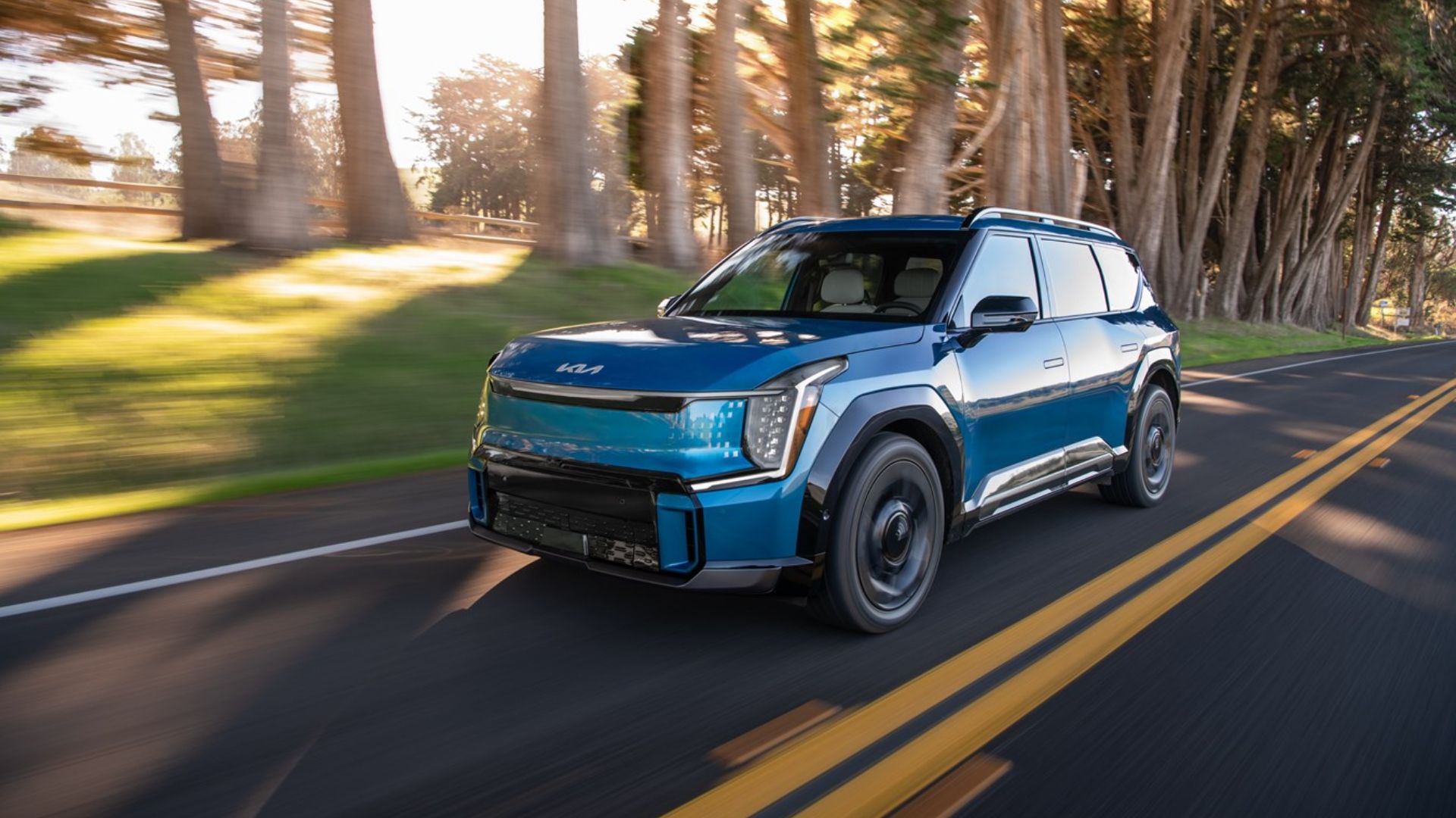 2025 Kia EV9 Driving