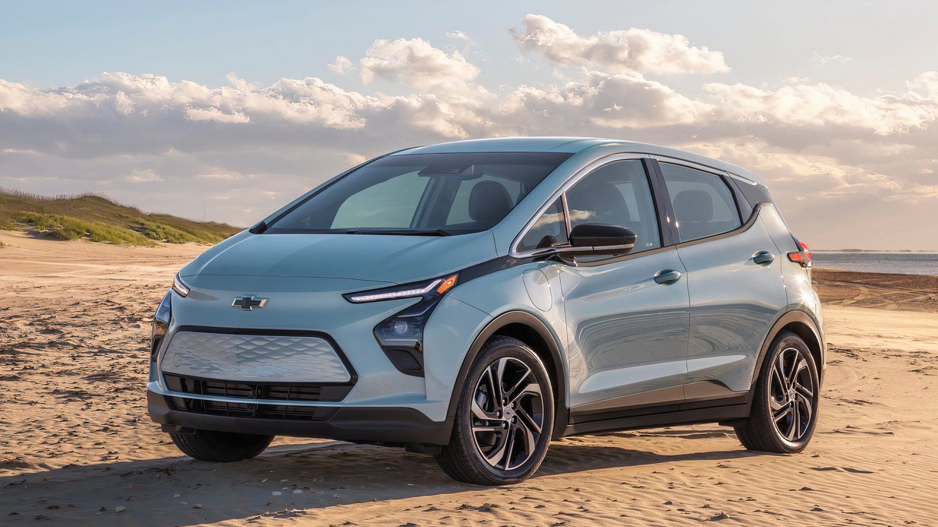 2022 Chevrolet Bolt, front quarter view