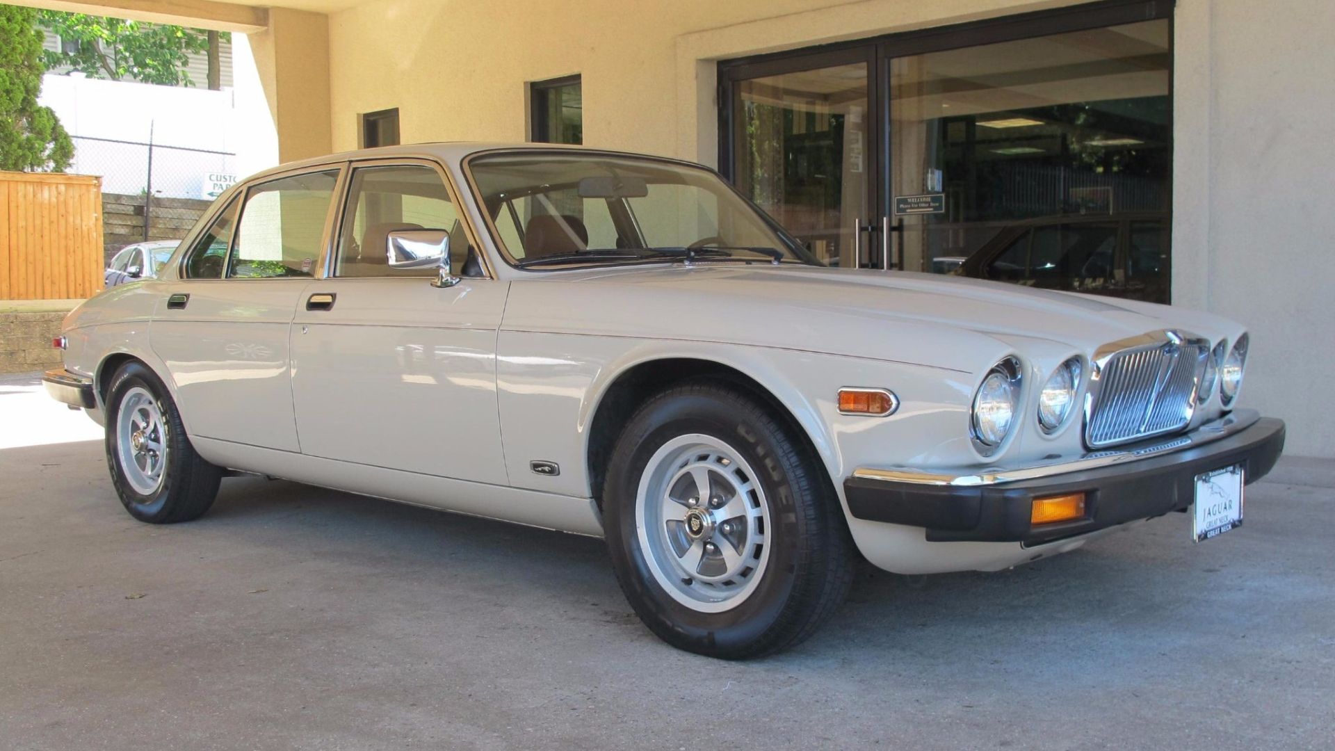 Jaguar XJ6 (Série III)