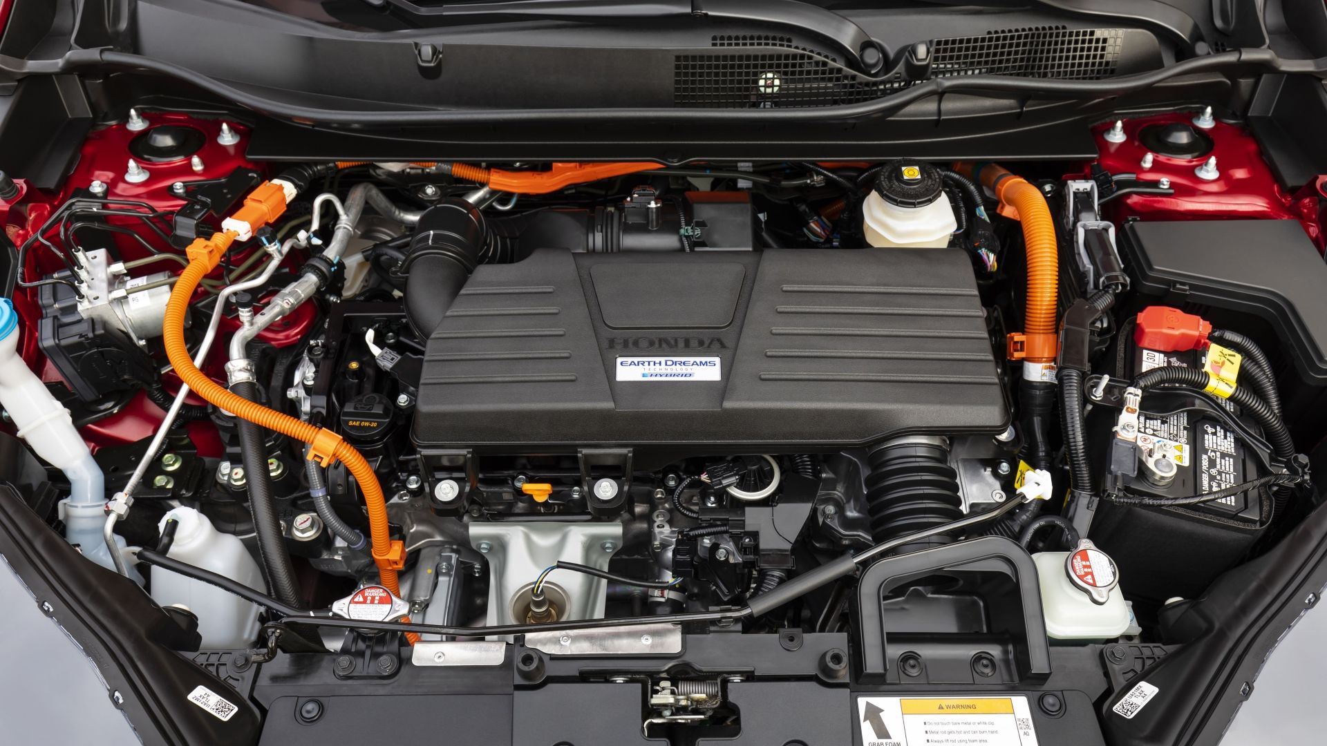 Engine bay of a 2020 Honda CR-V Hybrid