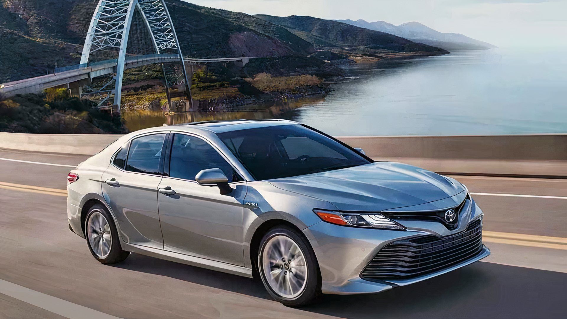 Side shot of a 2020 Toyota Camry Hybrid