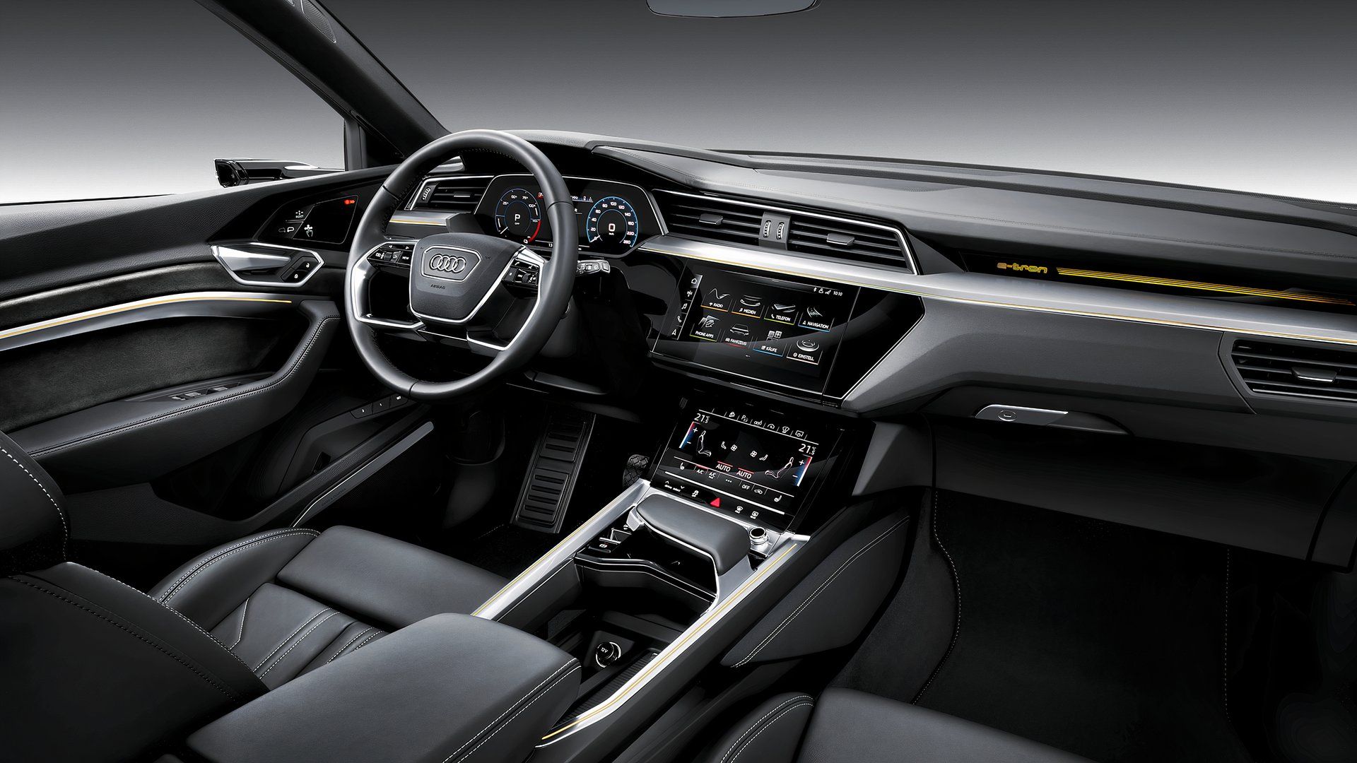 2019 Audi e-tron instrument panel