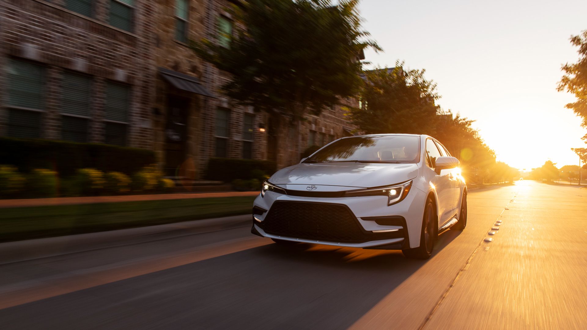 Front 3/4 shot of a 2025 Toyota Corolla