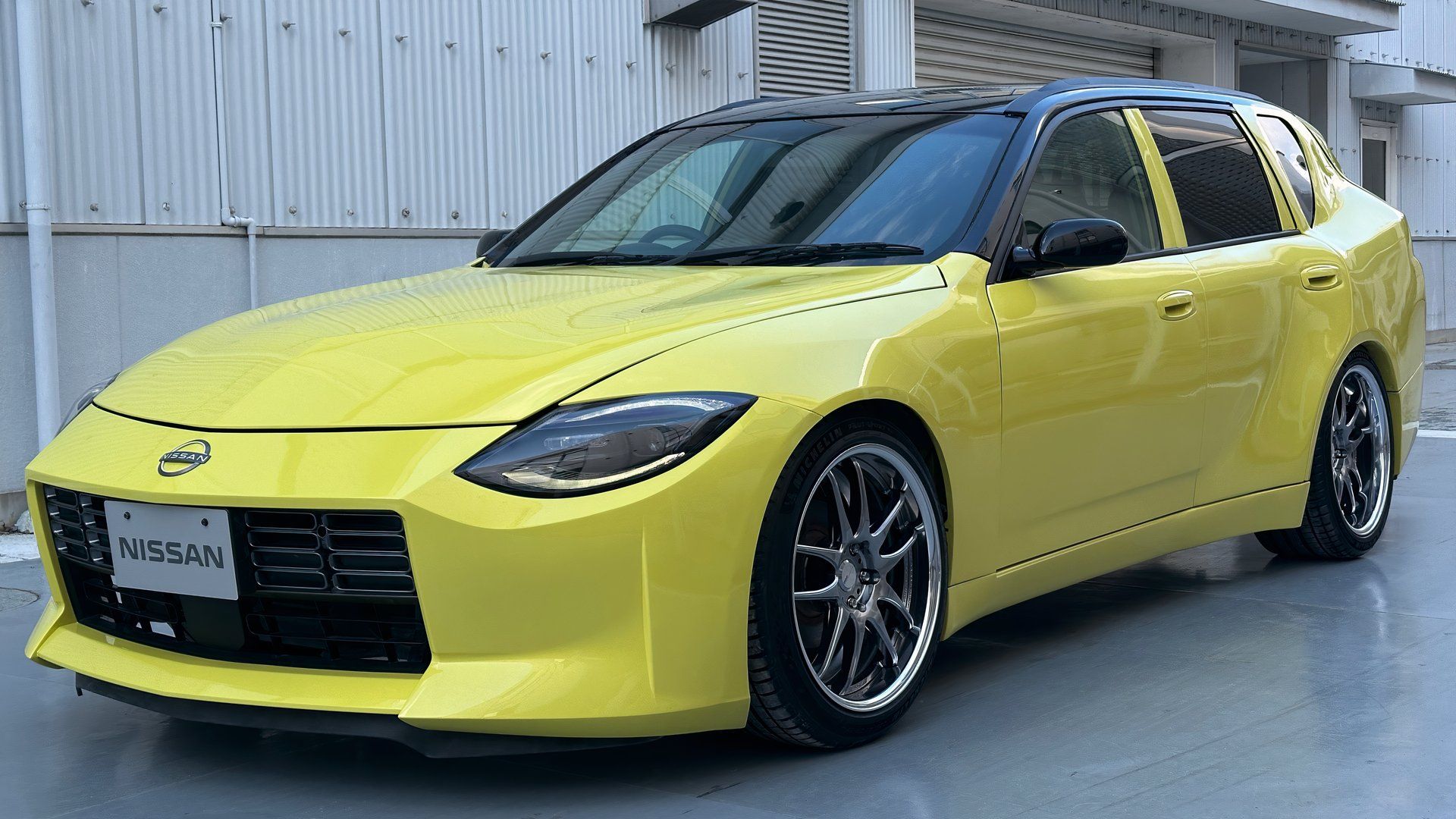 Ângulo frontal do conceito Nissan Z Lealia