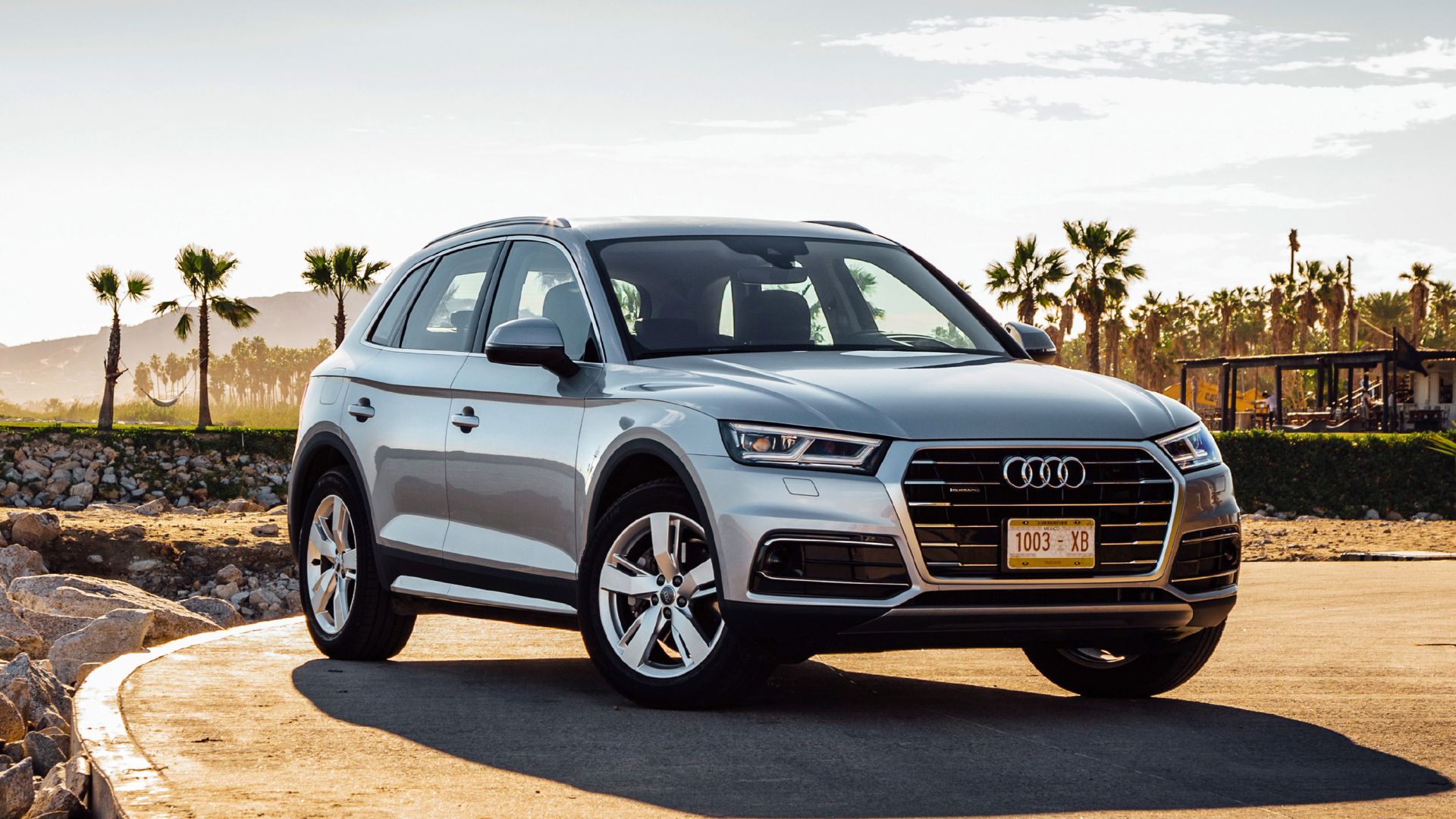 2016 Audi Q5  Parked