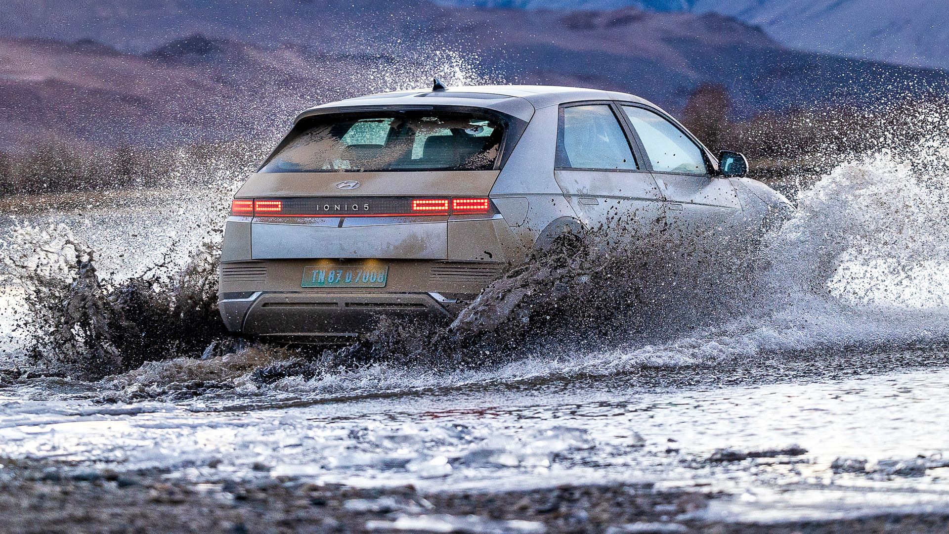 hyundai ioniq 5 guinness world record holder off roading through water