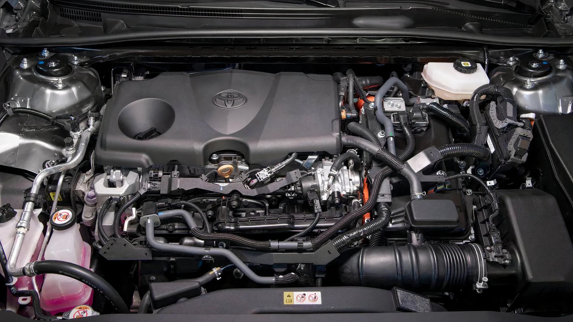 2025 Toyota Camry XSE Sedan 2.5-liter inline-four hybrid engine