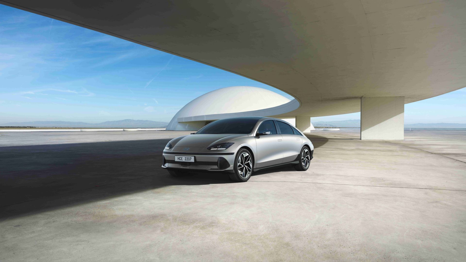 2025 Hyundai Ioniq 6 Parked