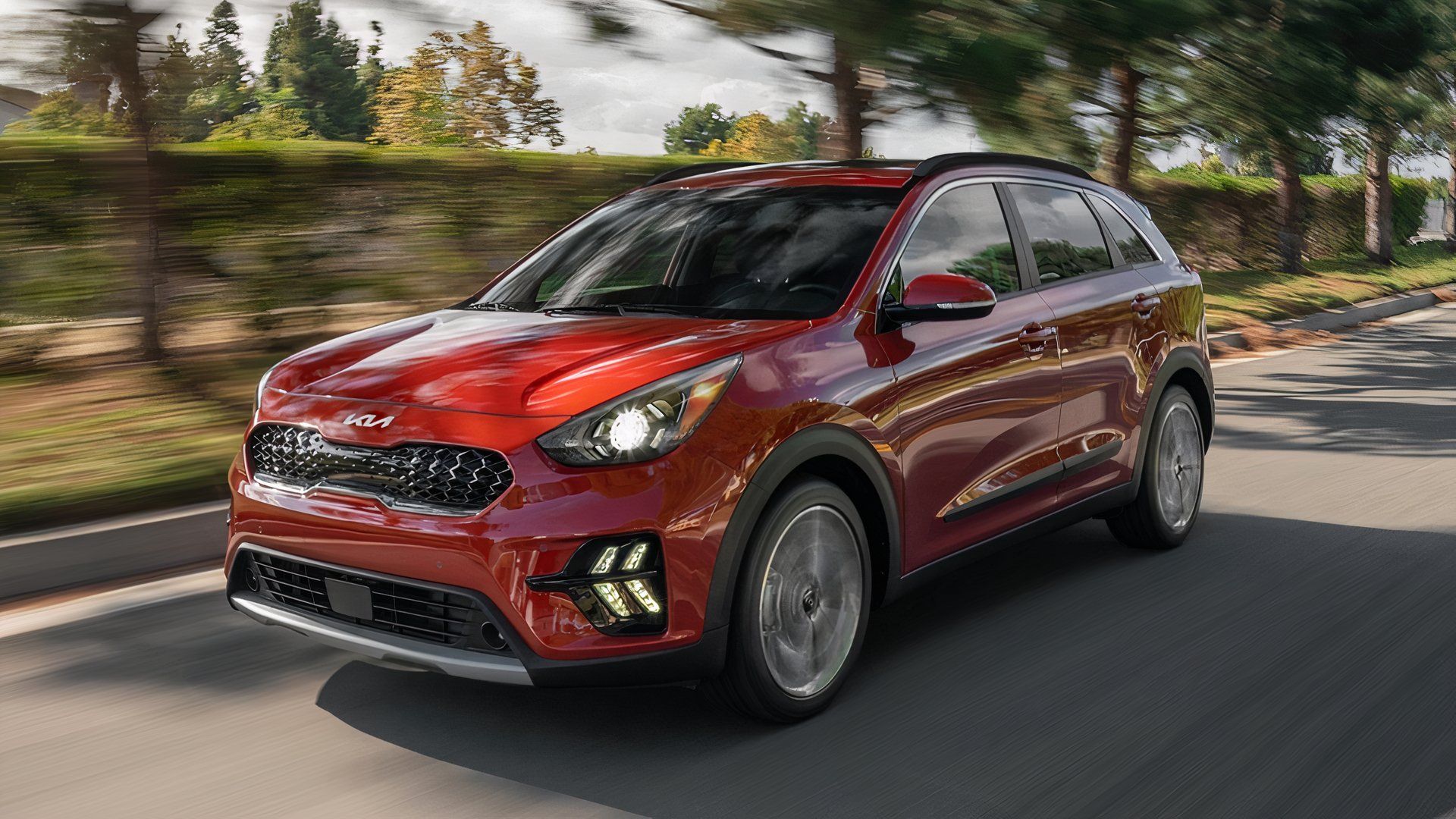 Front 3/4 shot of a 2022 Kia Niro