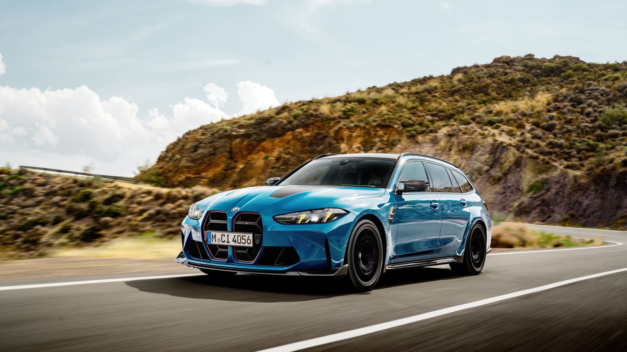 2025 BMW M3 CS Touring Exterior (5)