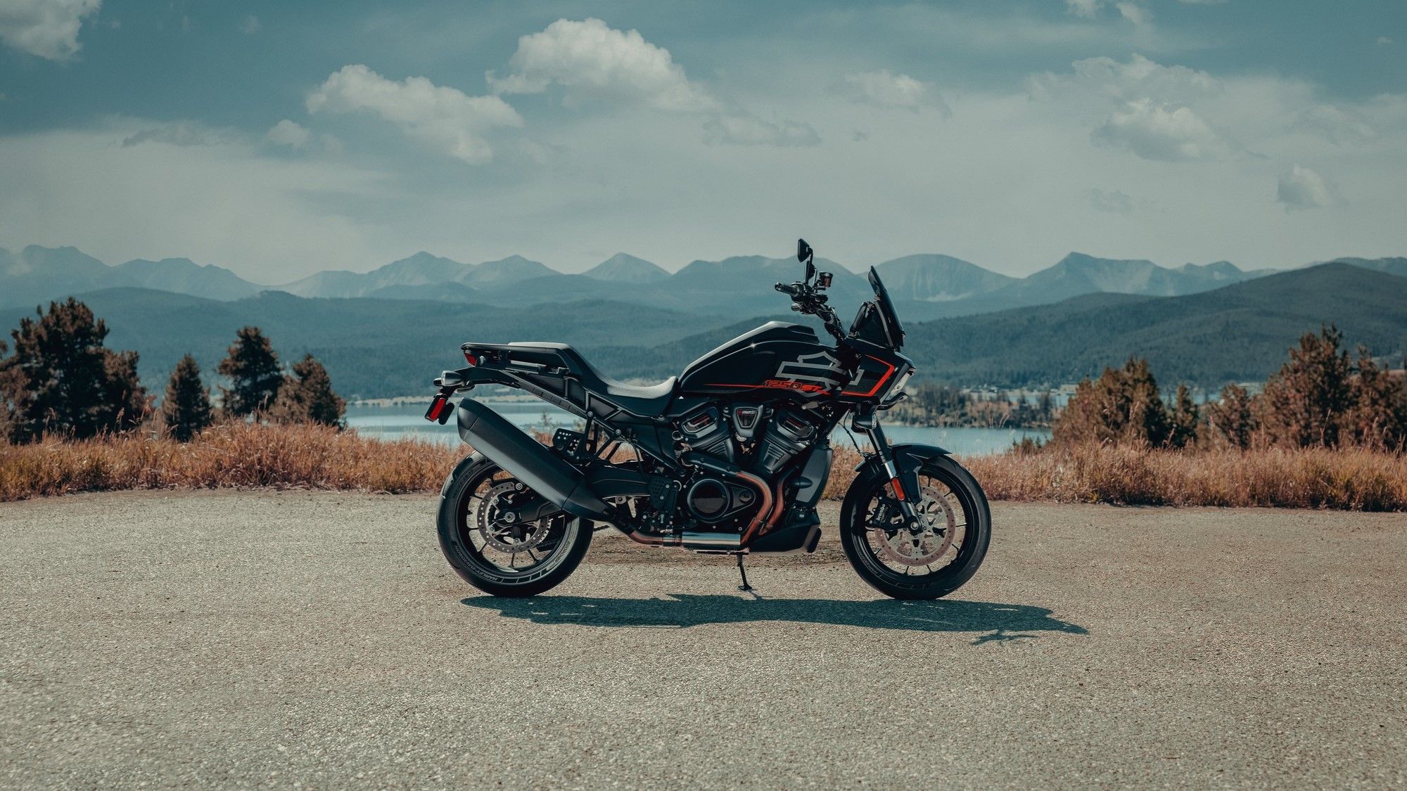 2025 Harley-Davidson Pan America St Side Profile View