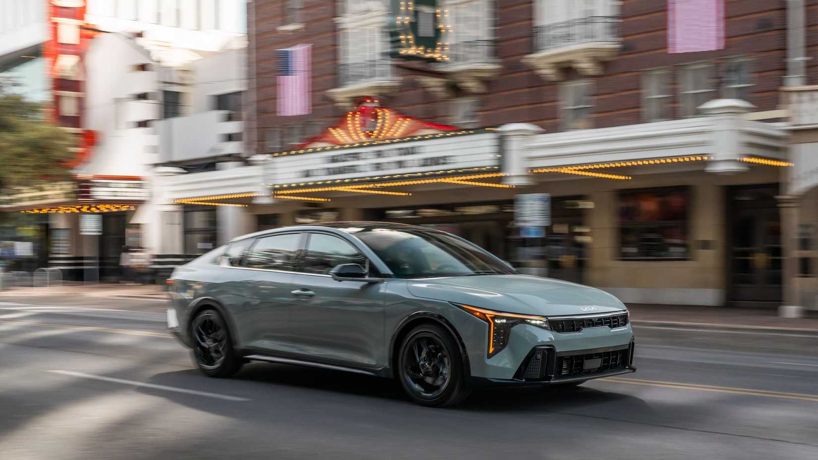 2025 Kia K4 GT function