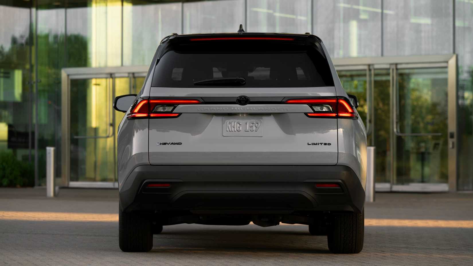 2025 Toyota Grand Highlander Rear