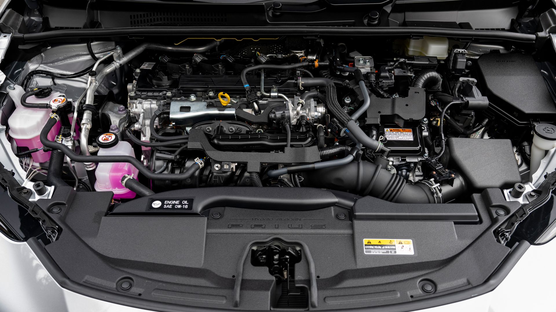 2025 toyota prius-13