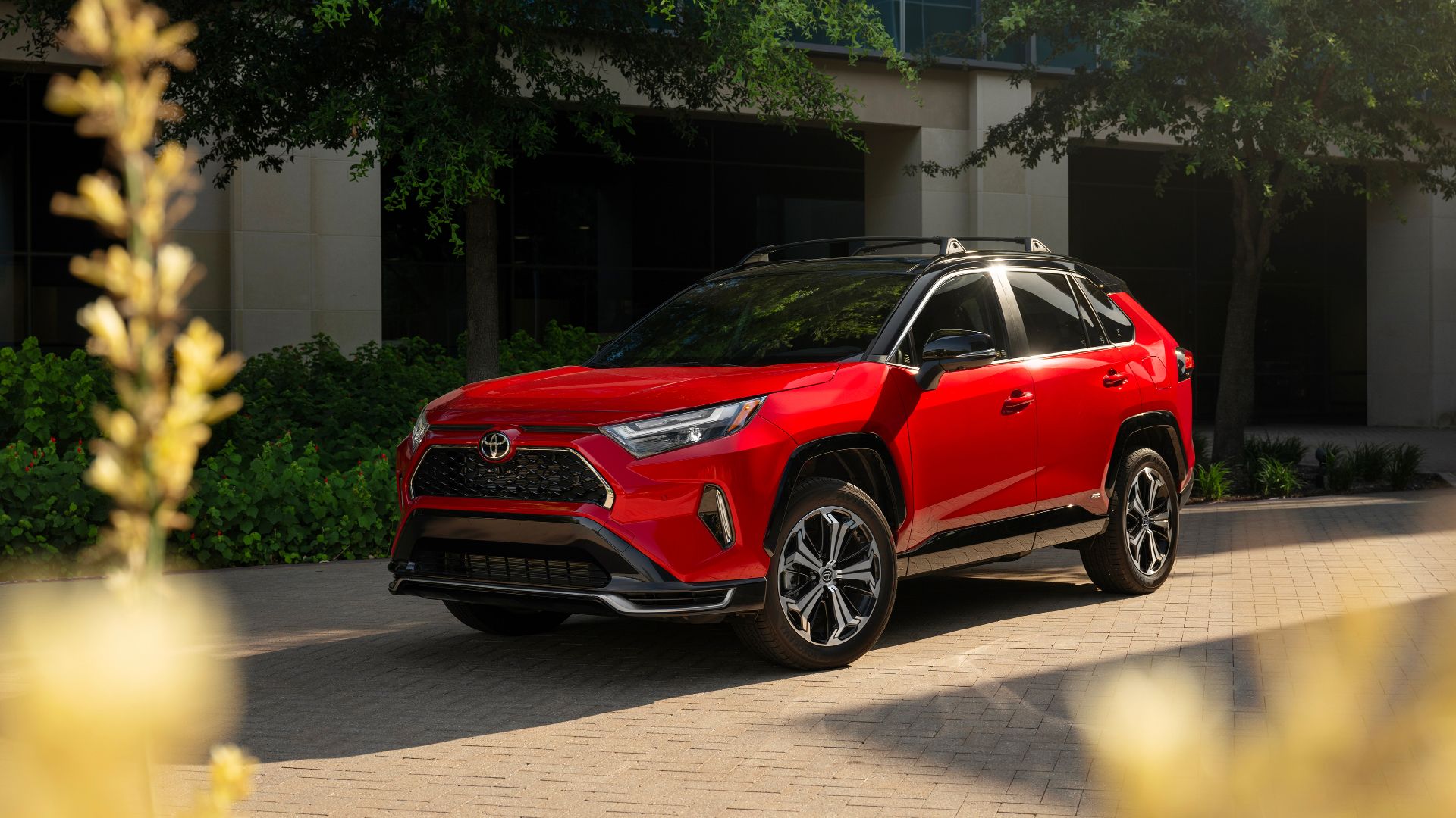2025 Toyota RAV4 Plug-In XSE