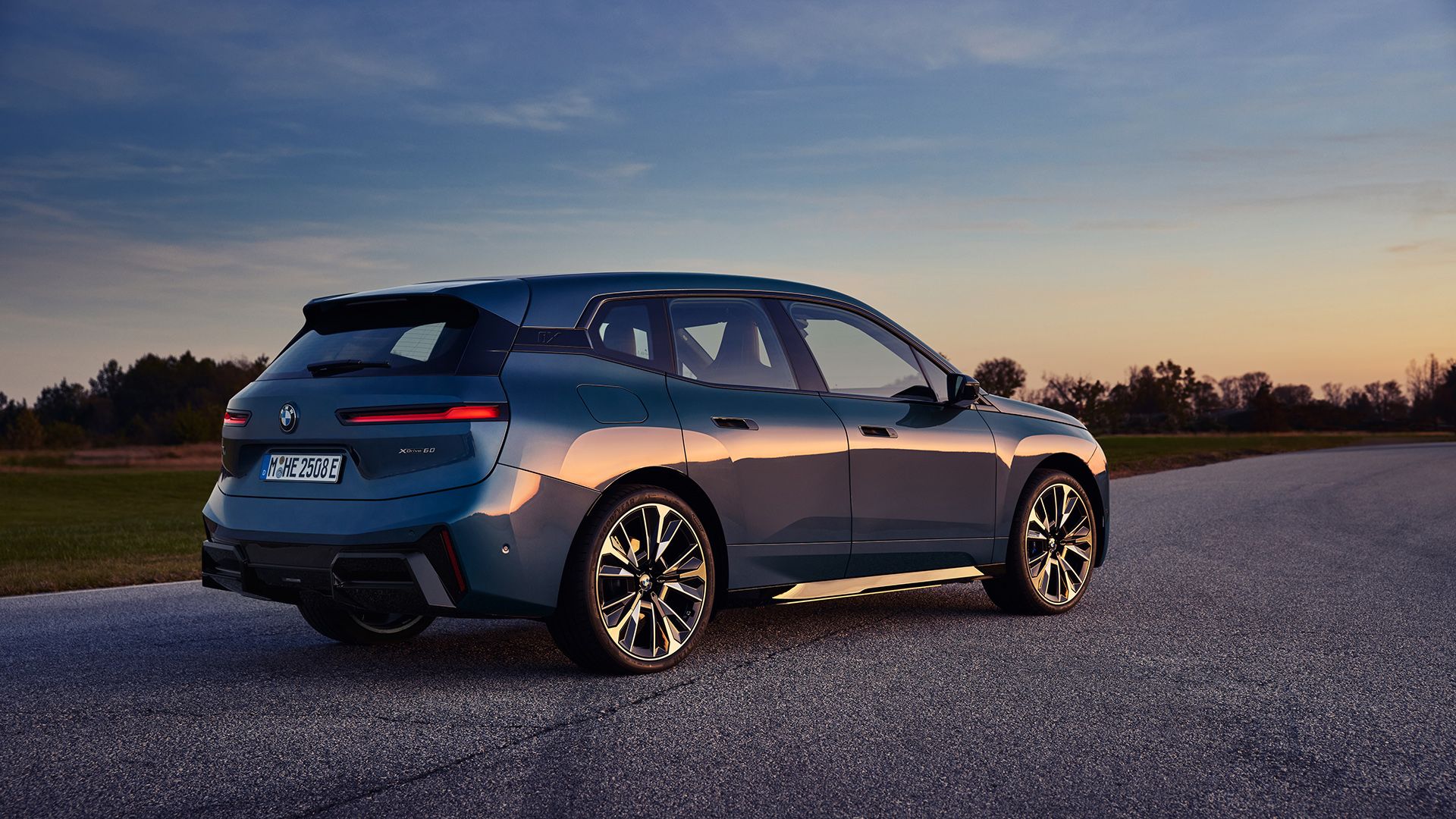 2026 BMW iX TopSpeed 004