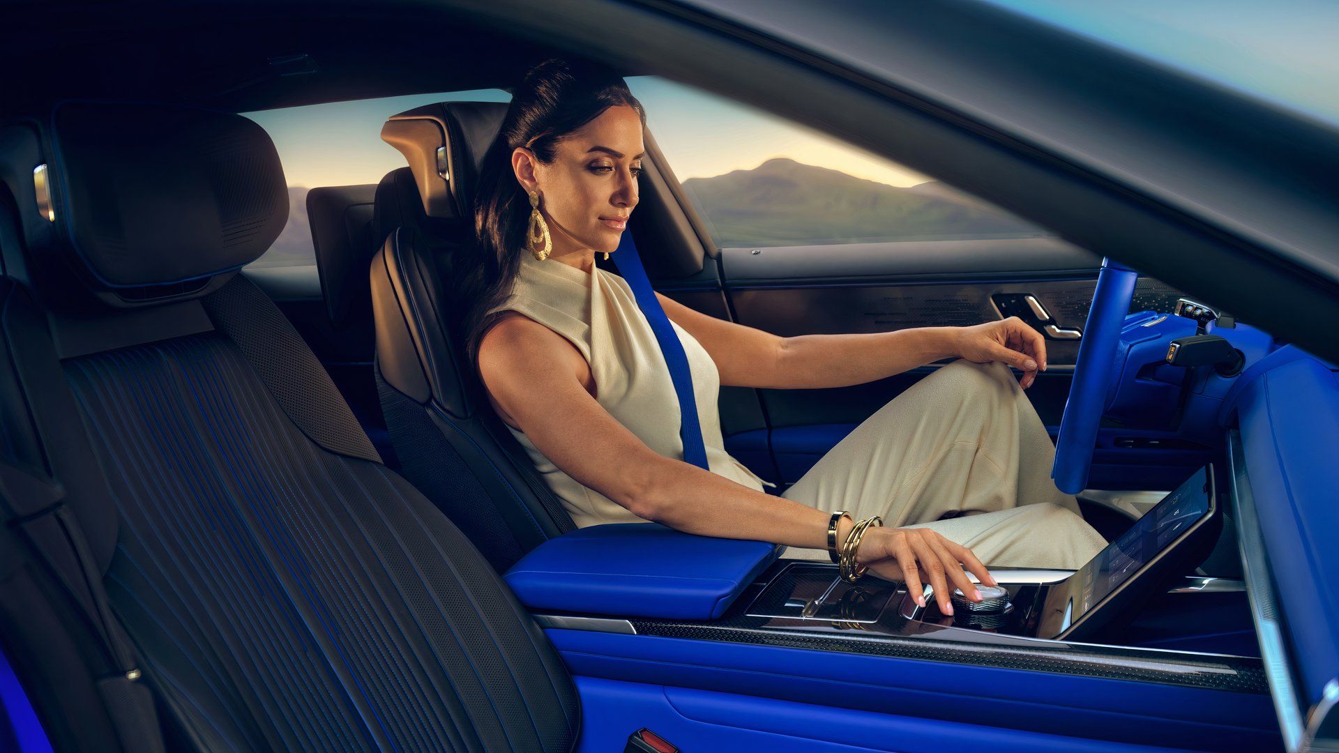 cadillac celestiq interior