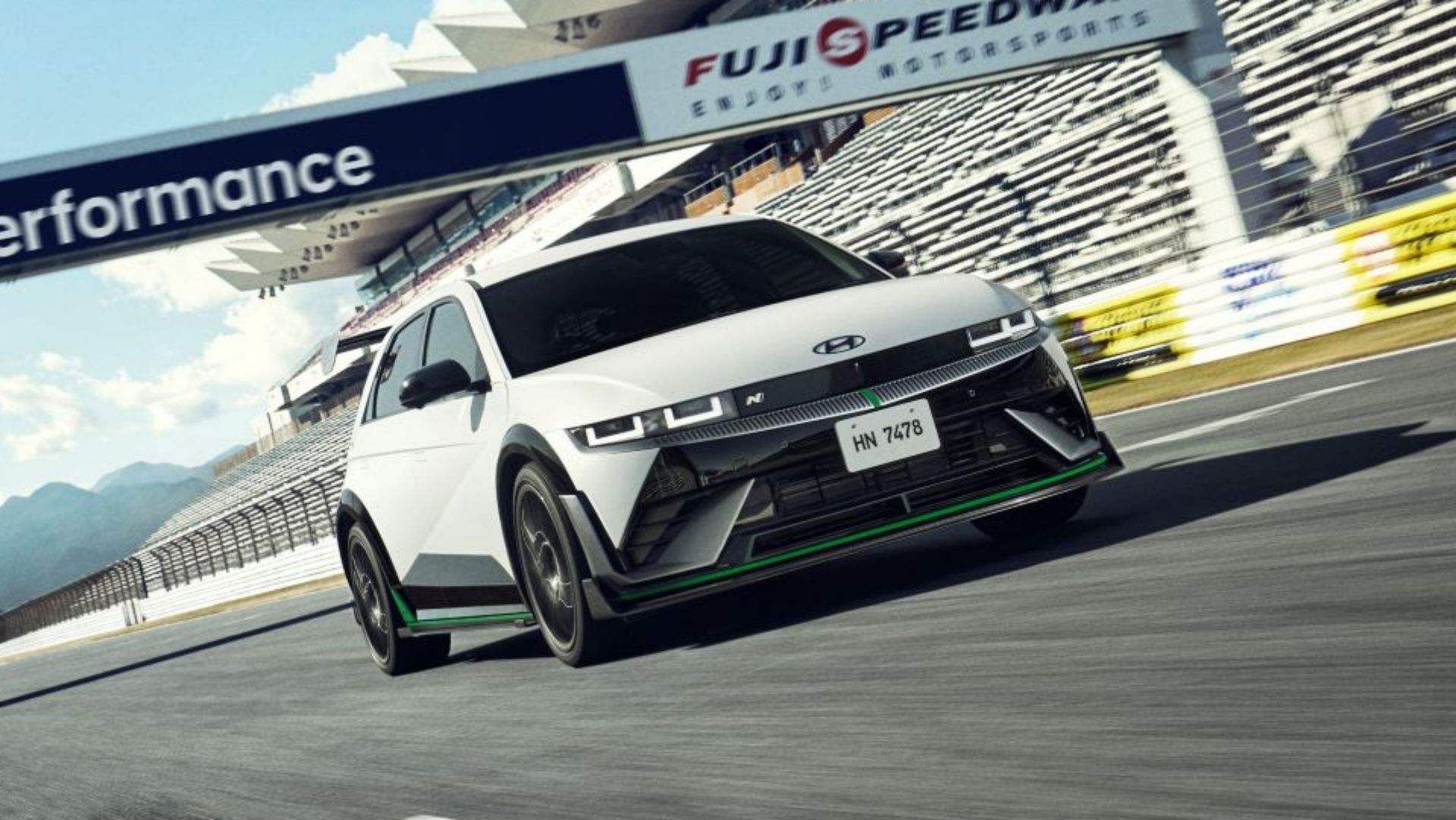 2025 Hyundai Ioniq 5 N DK Edition Front Three-Quarter