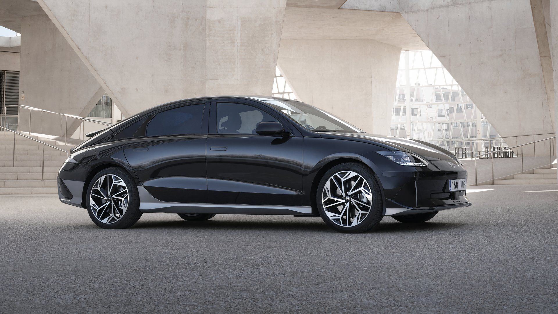 Side profile shot of a black Hyundai Ioniq 6