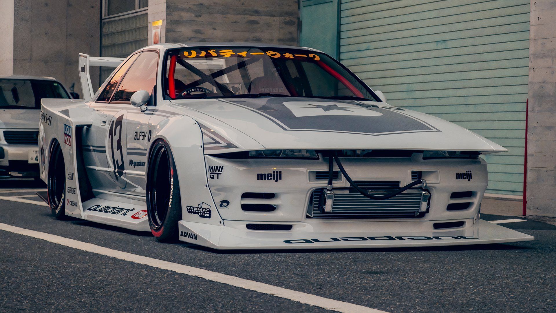 Nissan Skyline GT-R R32 Recives Extreme Body Kit From