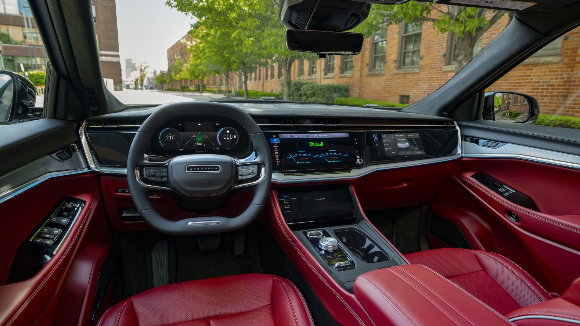 Interior shot of a 2024 Jeep Wagoneer S