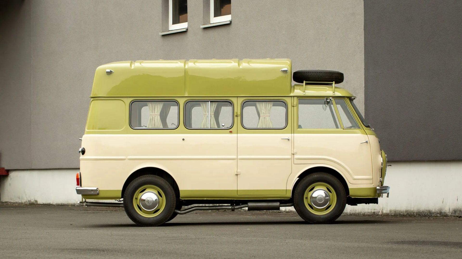 1955 Alfa Romeo T10 Autotutto Camper