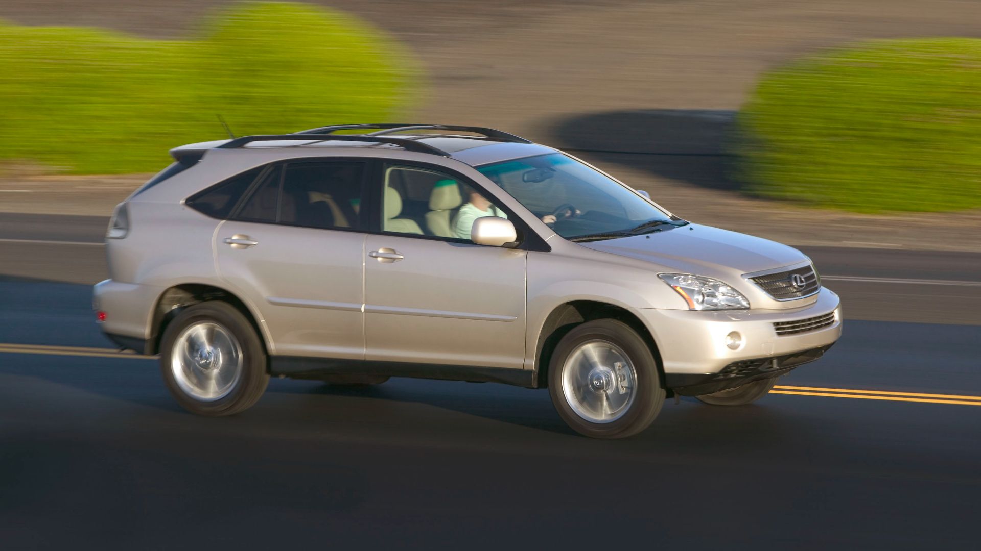 2006 Lexus RX Hybrid Exterior Driving Down Road