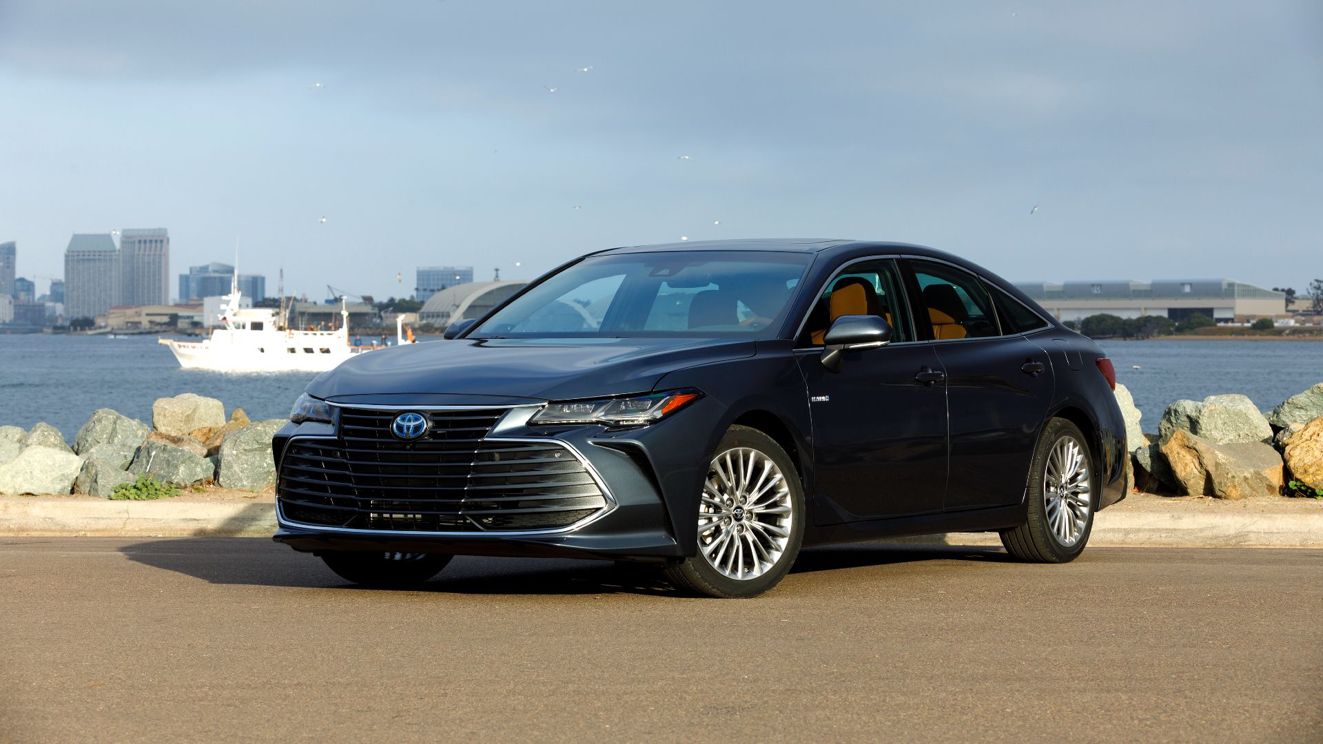 Toyota Avalon Hybrid