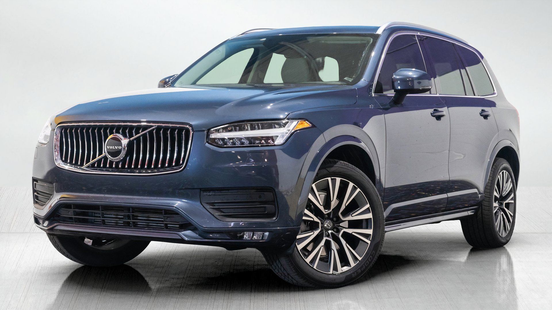 2022 Volvo XC90