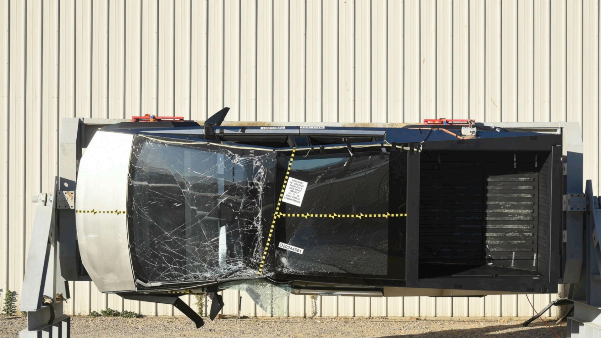 2025 Tesla Cybertruck Crash Test Roof