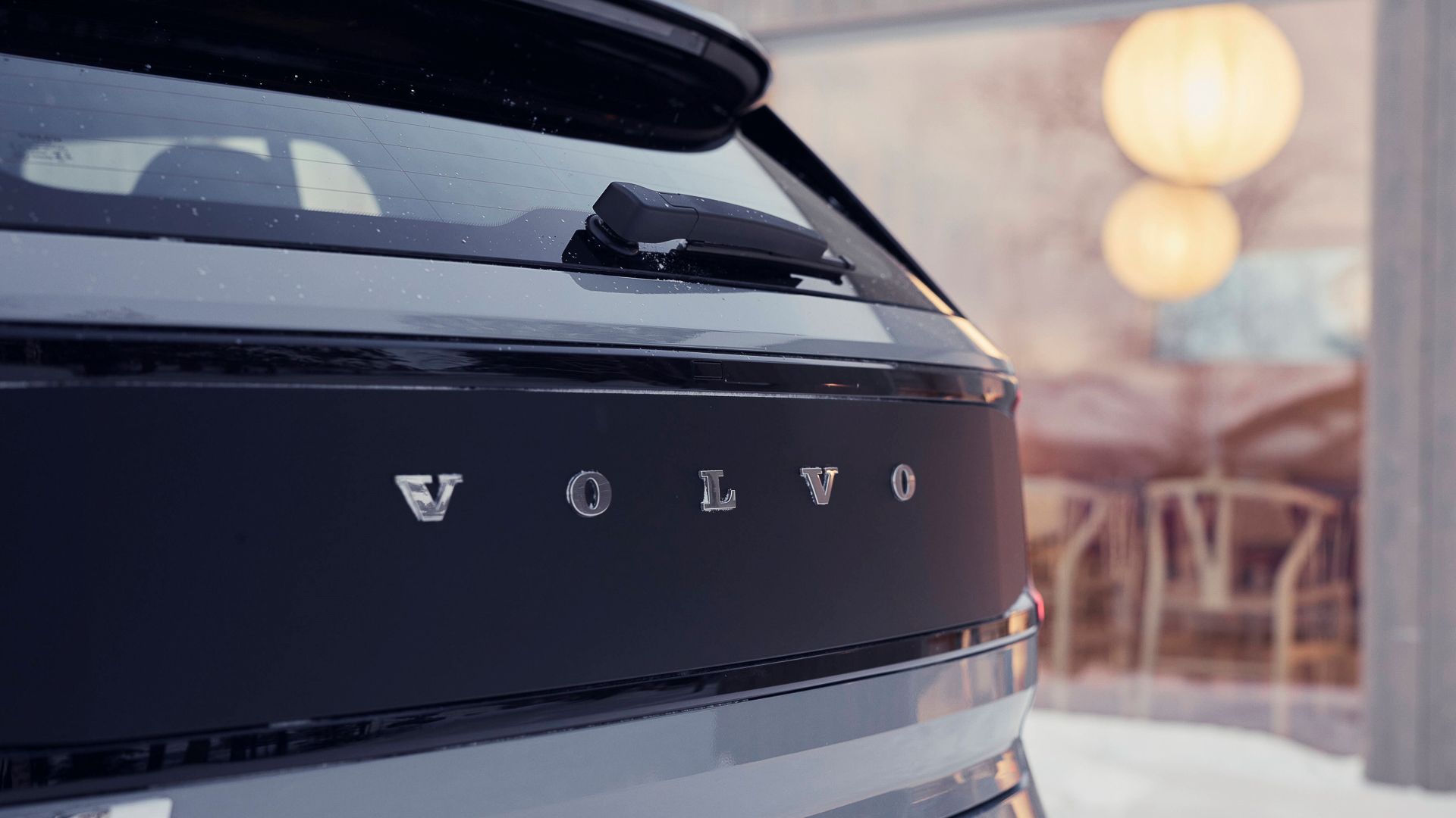 2026 Volvo EX30 Cross Country-10