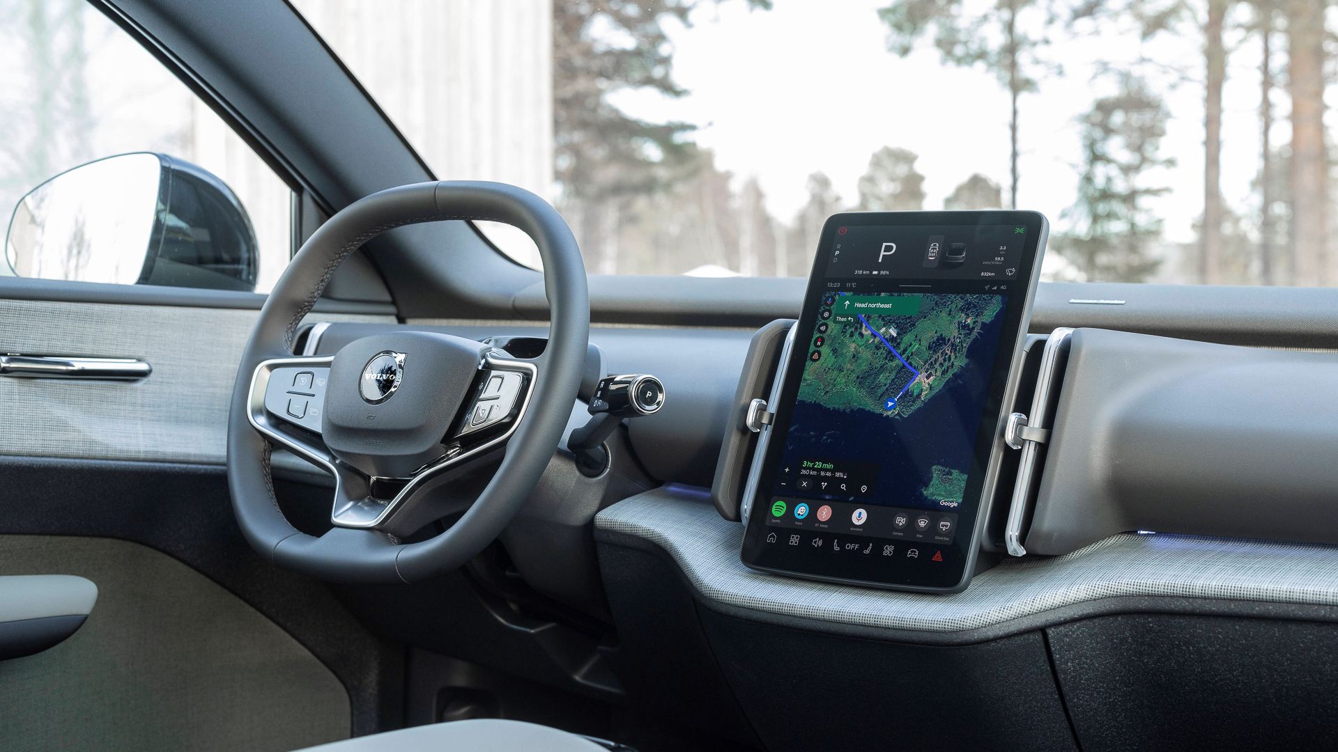 2026 Volvo EX30 Cross Country-15