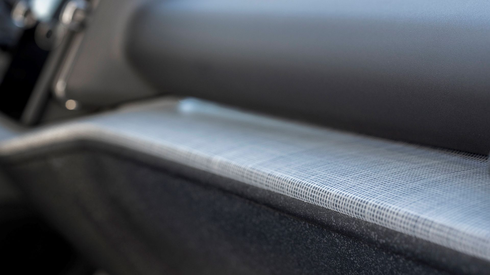 2026 Volvo EX30 Cross Country-17