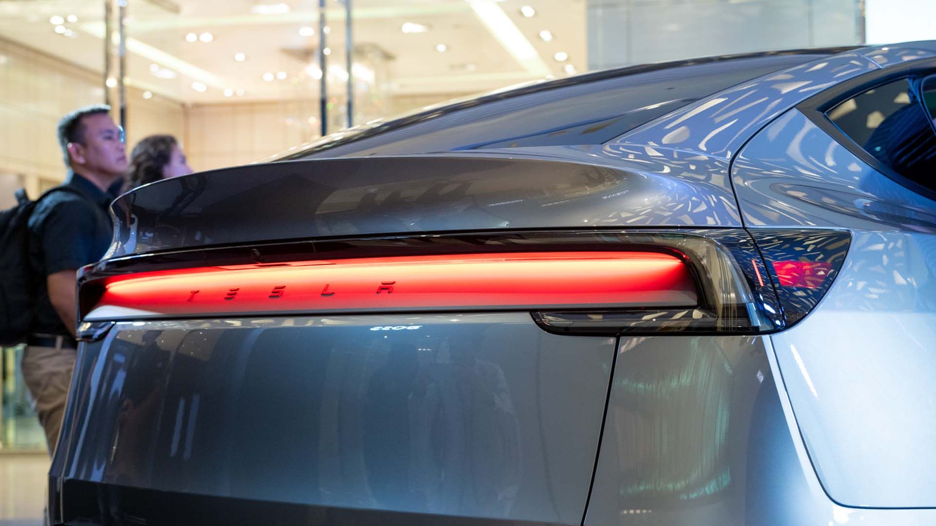 Rear light bar of the 2025 Tesla Model Y