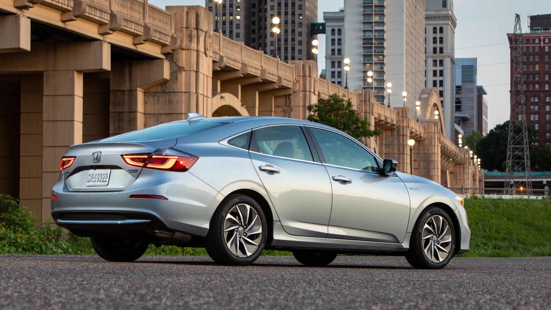 2019 Honda Insight Exterior Side And Rear Profile