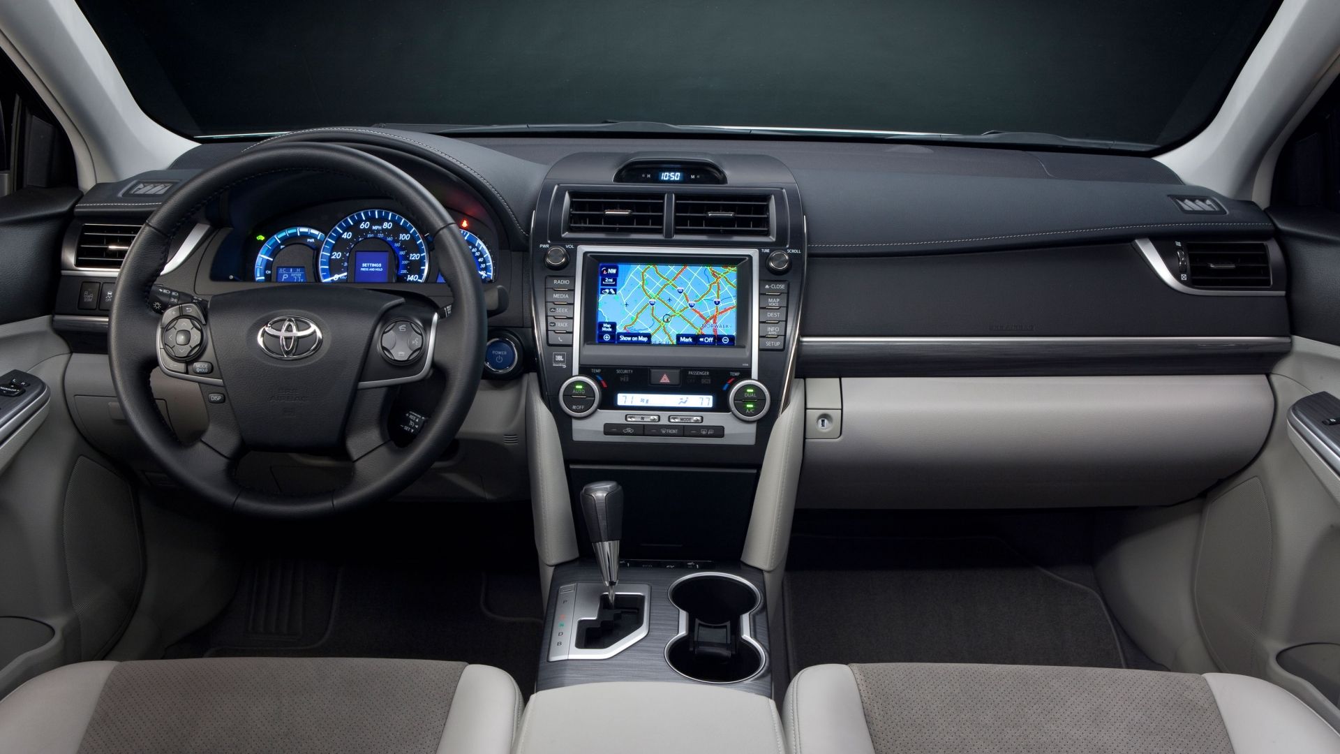 2012 -- 2014 Toyota Camry Hybrid Interior