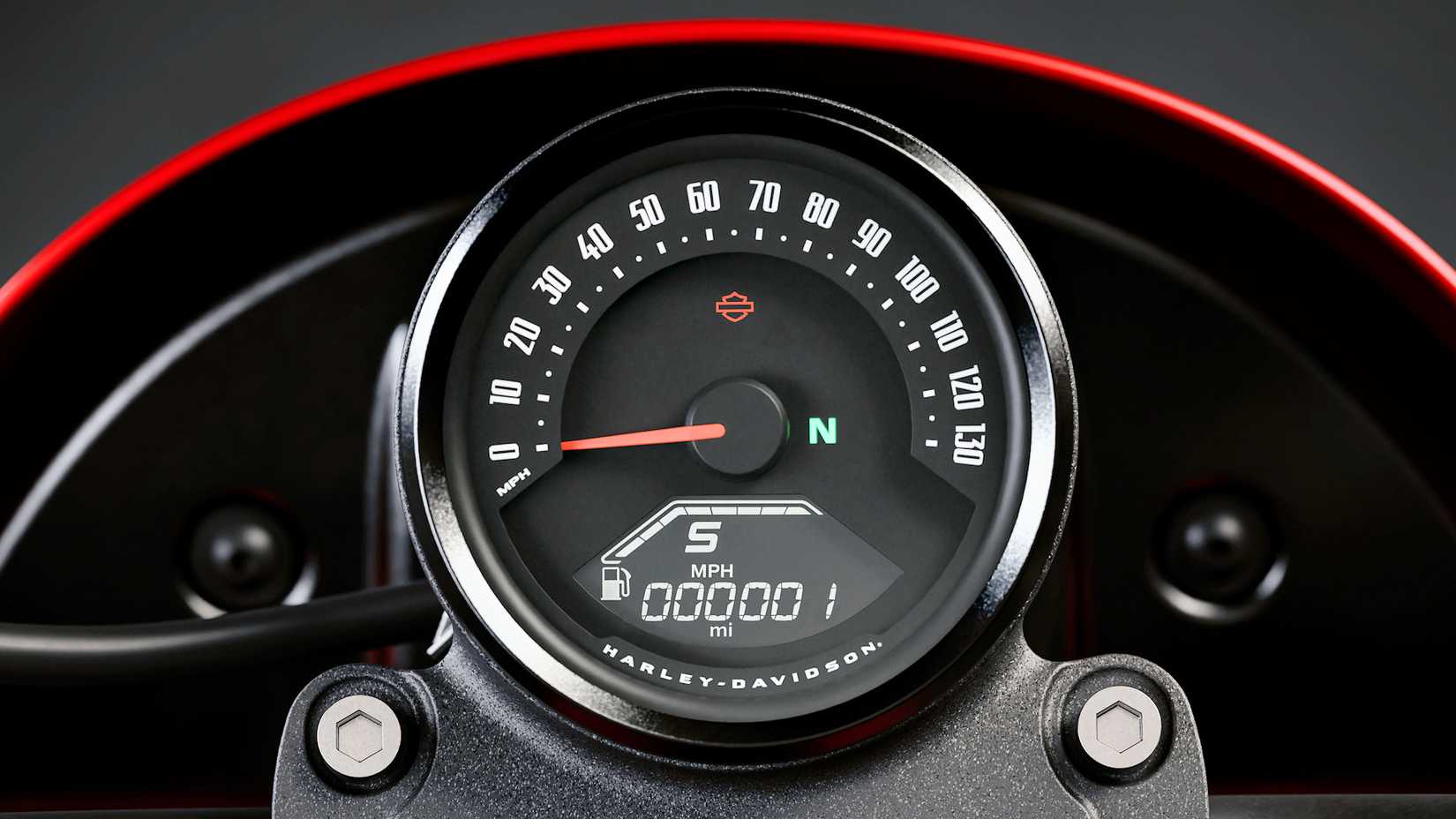 2025 Harley-Davidson Low Rider S instrument dial close-up detail