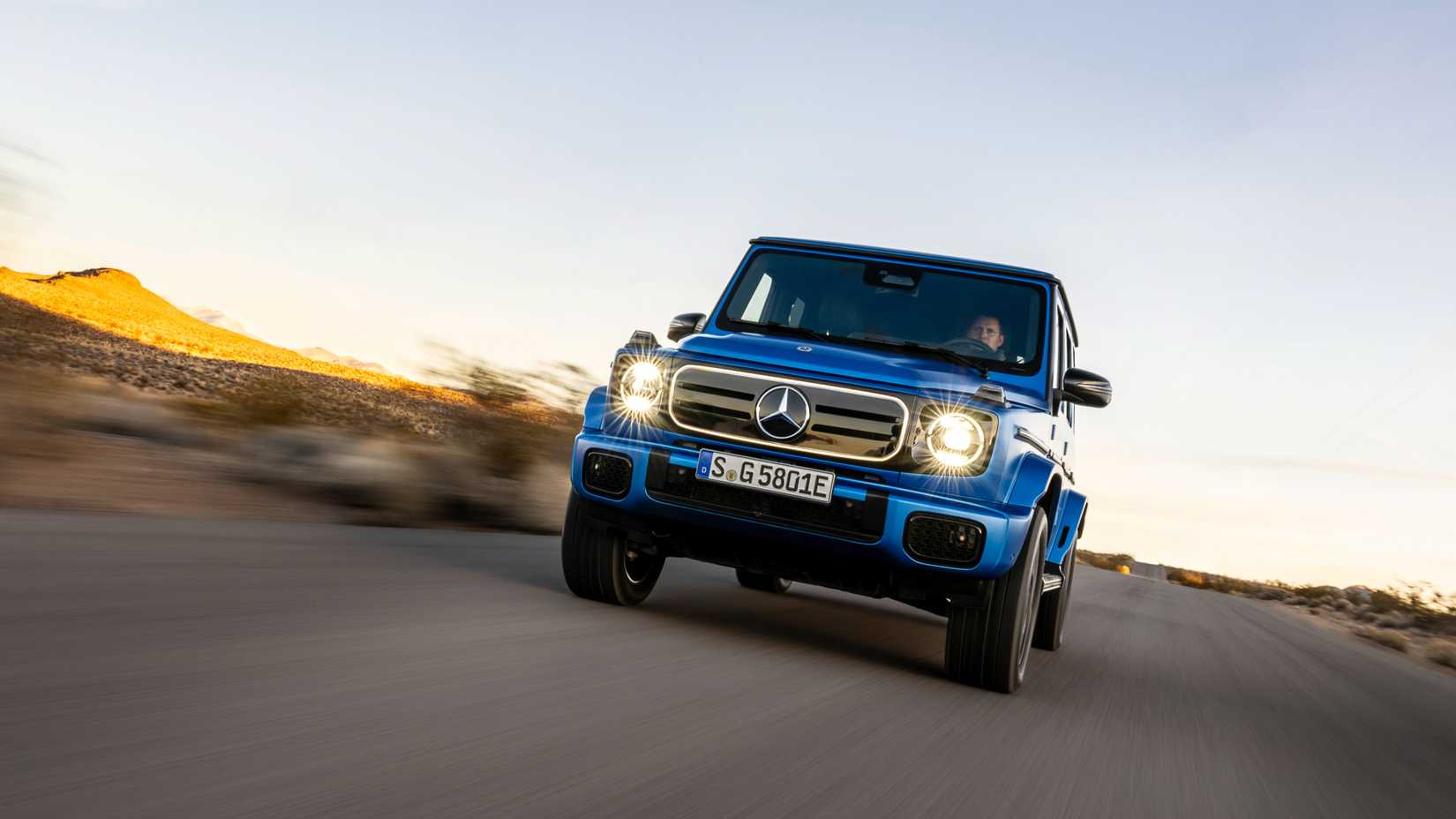 2025 Mercedes G 580 with EQ Technology Gelandewagen -10