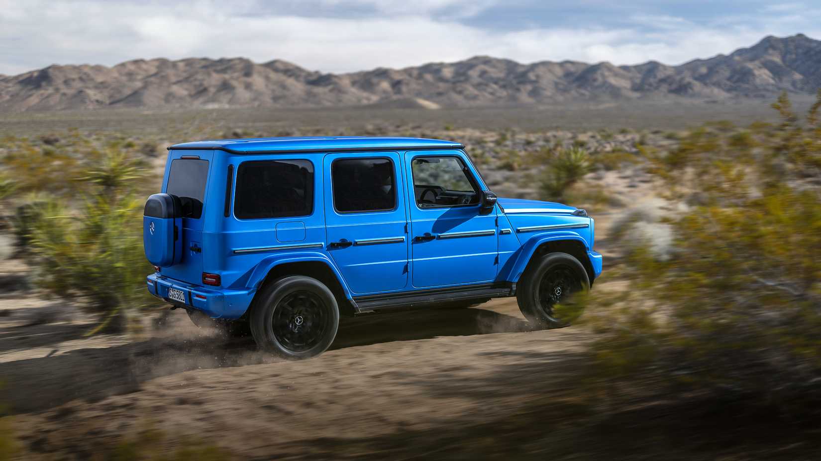 2025 Mercedes G 580 with EQ Technology Gelandewagen -34