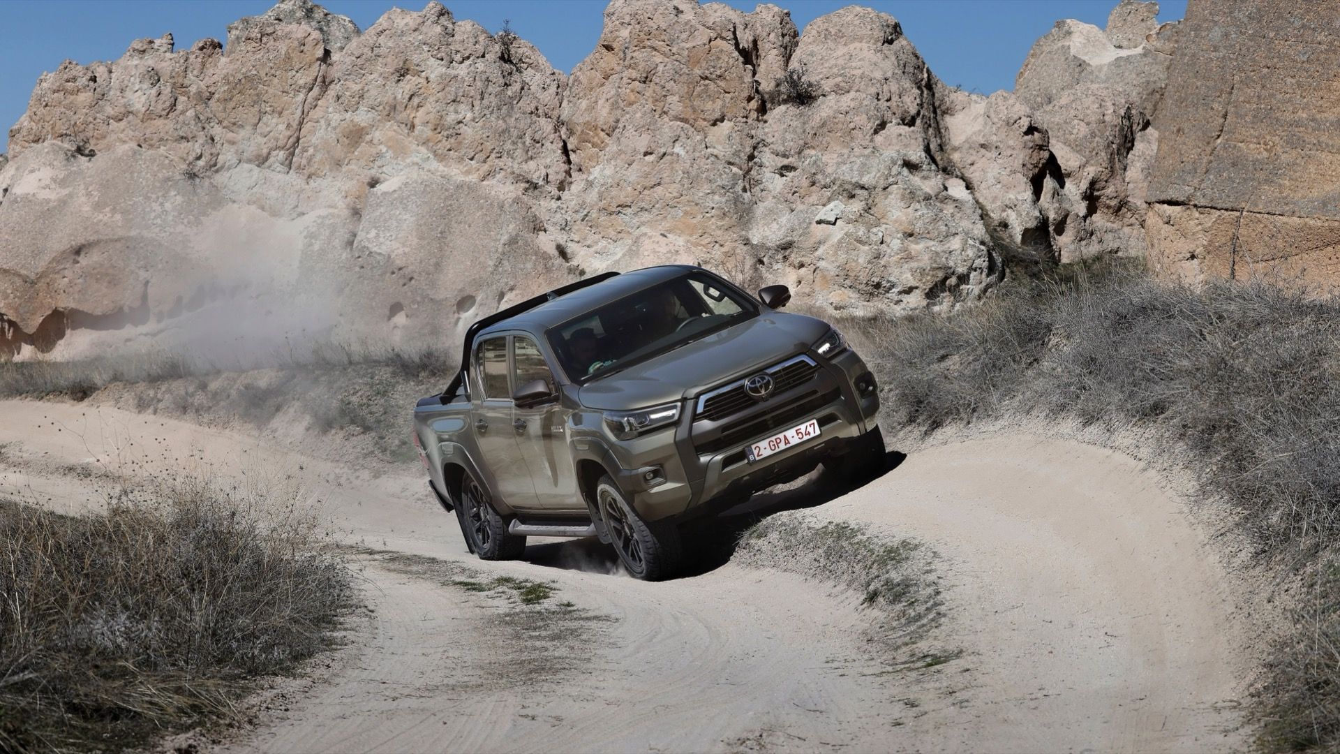 Photo of gray 2025 Toyota Hilux Hybrid 48V